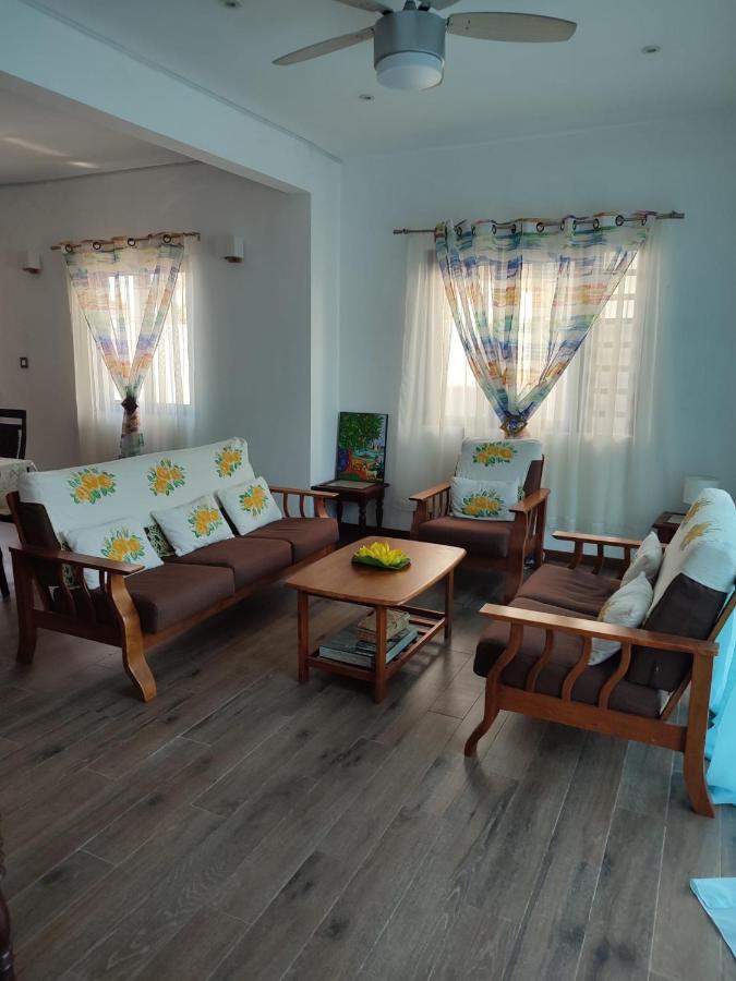 Villa Beautiful House With Private Pool In Mauritius Albion Exterior foto